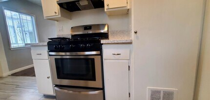 3812 Wisconsin St in Los Angeles, CA - Foto de edificio - Interior Photo