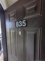 835 Applewood Ln in Fayetteville, NC - Building Photo