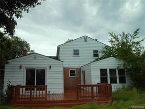 38014 Mallast St in Harrison Township, MI - Building Photo - Building Photo