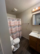 204 Meadow Dr-Unit -204-1 in Botkins, OH - Building Photo - Building Photo