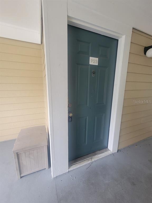 10020 Strafford Oak Ct in Tampa, FL - Building Photo - Building Photo