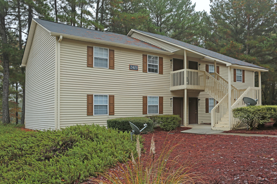 Meadow Crossing in Conyers, GA - Building Photo