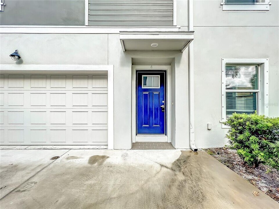 3715 W Wisconsin Ave in Tampa, FL - Building Photo