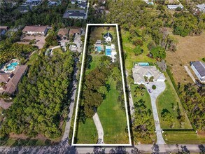 6941 Hunters Rd in Naples, FL - Building Photo - Building Photo