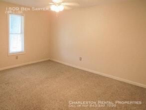 1509 Ben Sawyer Blvd in Mount Pleasant, SC - Building Photo - Building Photo