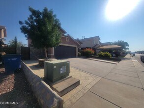 14267 Pacific Point Dr in El Paso, TX - Building Photo - Building Photo