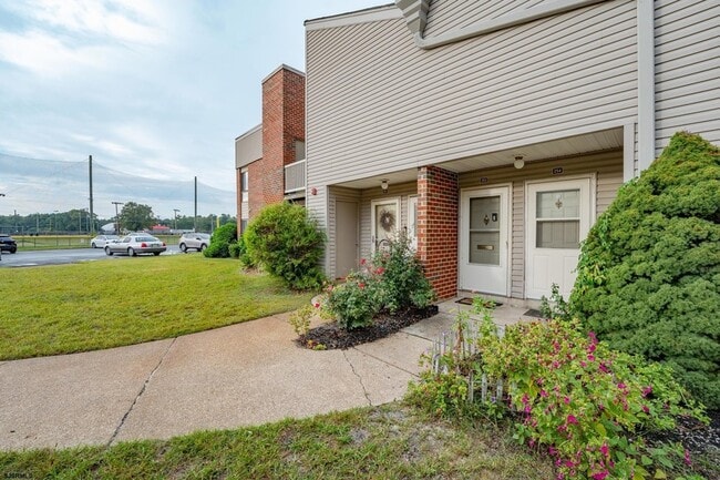 254 Vail Ct in Hamilton, NJ - Foto de edificio - Building Photo