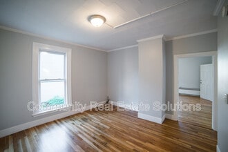 68 5th St in Bangor, ME - Building Photo - Building Photo