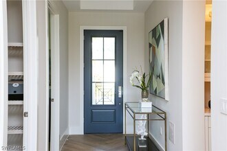 3290 Dorado Ln in Naples, FL - Building Photo - Building Photo