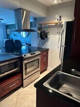 801 NE 18th Ct in Fort Lauderdale, FL - Building Photo - Building Photo