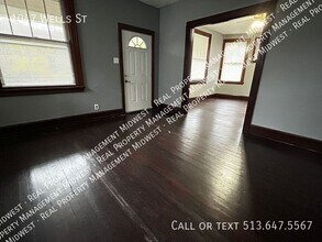 1047 Wells St in Cincinnati, OH - Building Photo - Building Photo