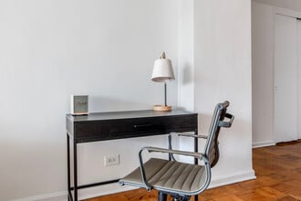 315 East 86th St in New York, NY - Building Photo - Building Photo