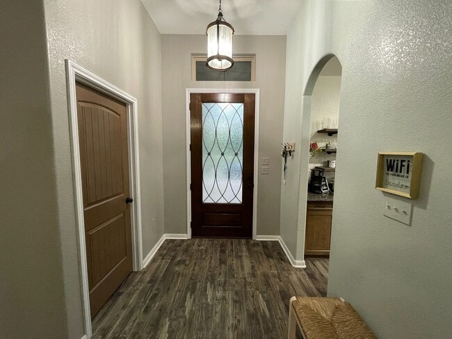 1243 Morning Glory Ln in Adkins, TX - Building Photo - Building Photo