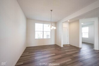 6809 Blackwater Ln in Brownsburg, IN - Foto de edificio - Building Photo