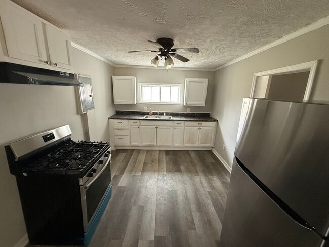 214 Keeling Rd in Gadsden, AL - Building Photo - Building Photo