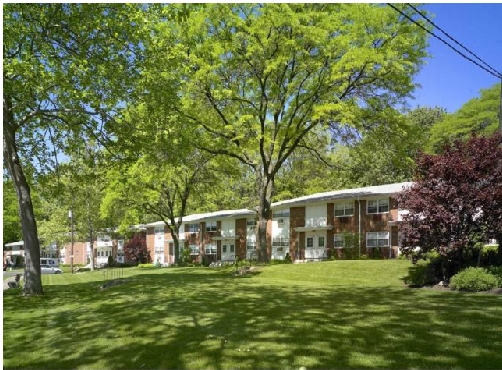 Valley View Apartments in Paterson, NJ - Foto de edificio - Building Photo