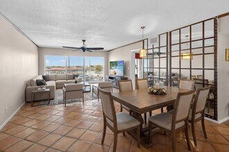 907 Marina Dr, Unit 404 in North Palm Beach, FL - Building Photo - Building Photo