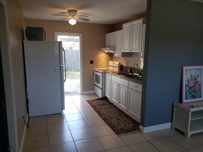 1309 Union St in Clearwater, FL - Building Photo - Building Photo