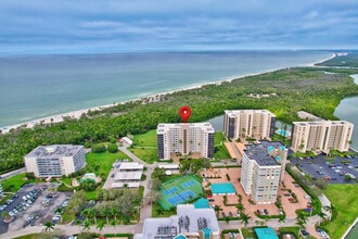 11 Bluebill Ave in Naples, FL - Building Photo - Building Photo