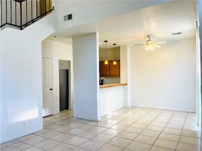 3217 Opera Dr in Las Vegas, NV - Building Photo - Building Photo