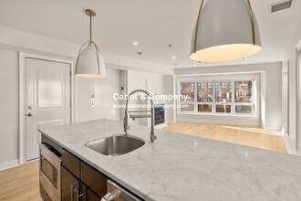 9 N Margin St, Unit 4 in Boston, MA - Foto de edificio - Building Photo