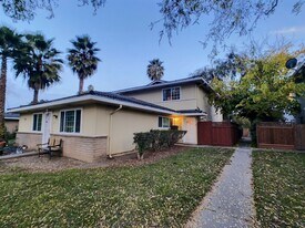 5652 Calmor Ave in San Jose, CA - Building Photo