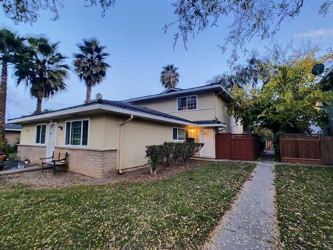 property at 5652 Calmor Ave