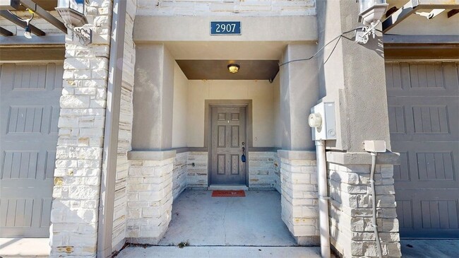 2907 Papa Bear Dr in College Station, TX - Foto de edificio - Building Photo