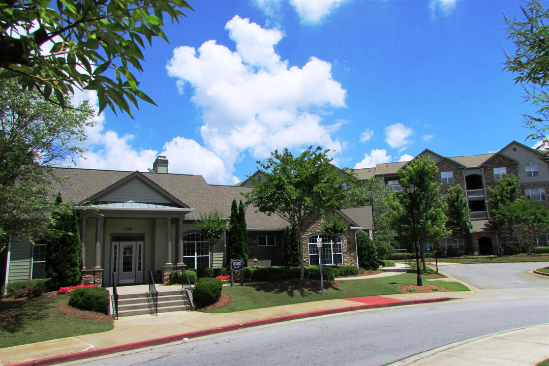 Longwood Vista in Atlanta, GA - Building Photo