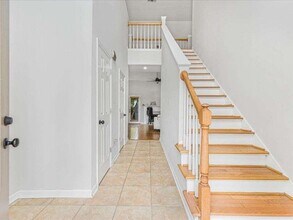3042 Oak Vista Way SW in Lawrenceville, GA - Foto de edificio - Building Photo