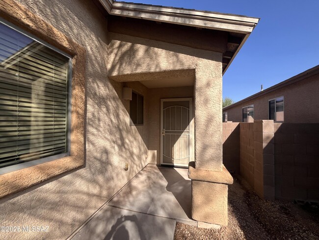 7201 S Monks Tale Dr in Tucson, AZ - Building Photo - Building Photo