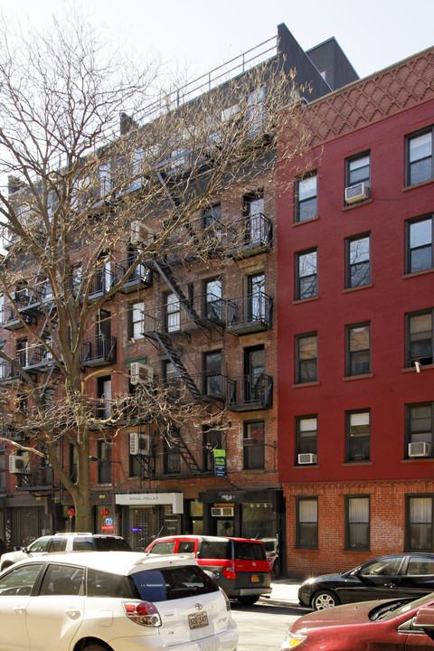 514 E Sixth St in New York, NY - Building Photo