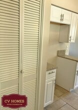925 Brookside Dr in Clovis, CA - Building Photo - Building Photo