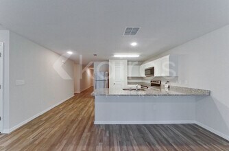 1244 W Hanover Ln in Citrus Springs, FL - Foto de edificio - Building Photo