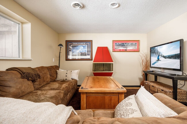 property at 2510 Cherry Ln