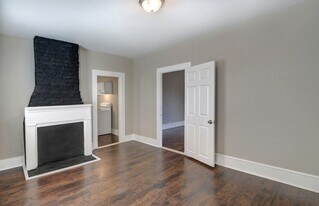 2425 Drayton St in Savannah, GA - Building Photo