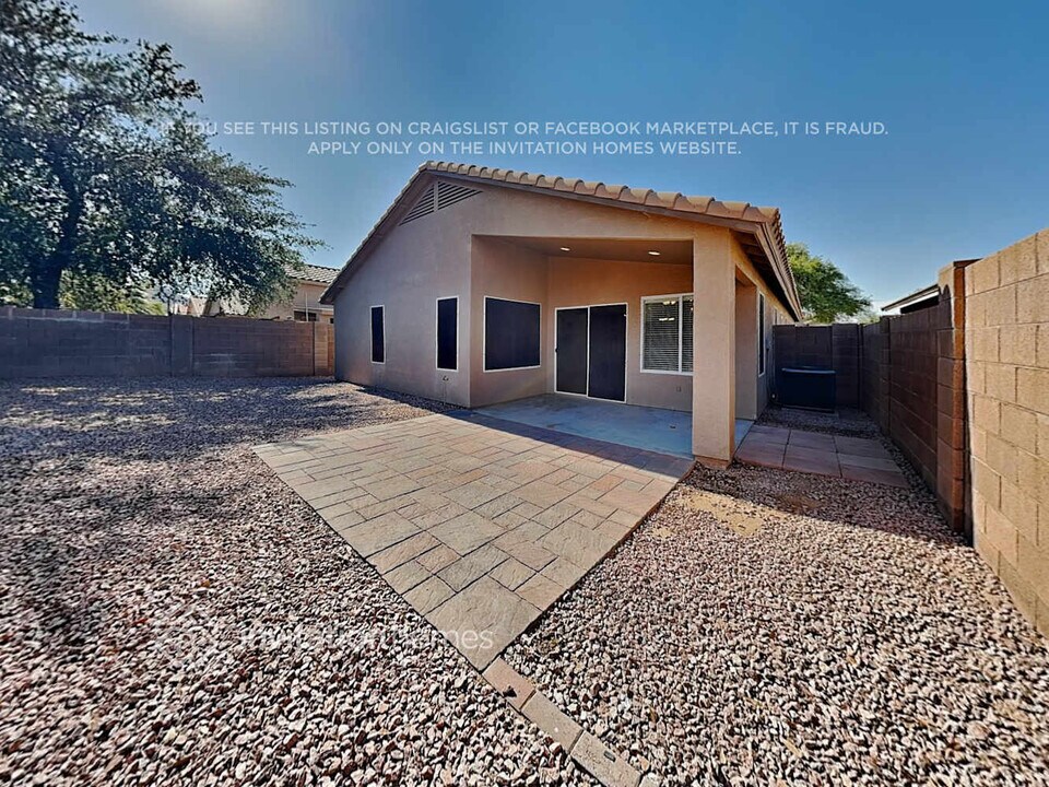 3243 W Yellow Peak Dr in Queen Creek, AZ - Building Photo