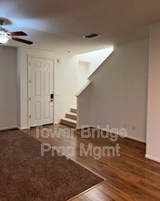 3057 Village Park Dr in Roseville, CA - Building Photo - Building Photo