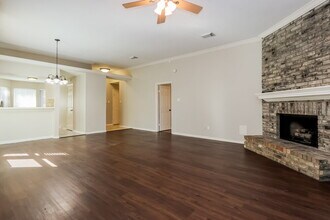 5014 Otter Peak Dr in Houston, TX - Building Photo - Building Photo