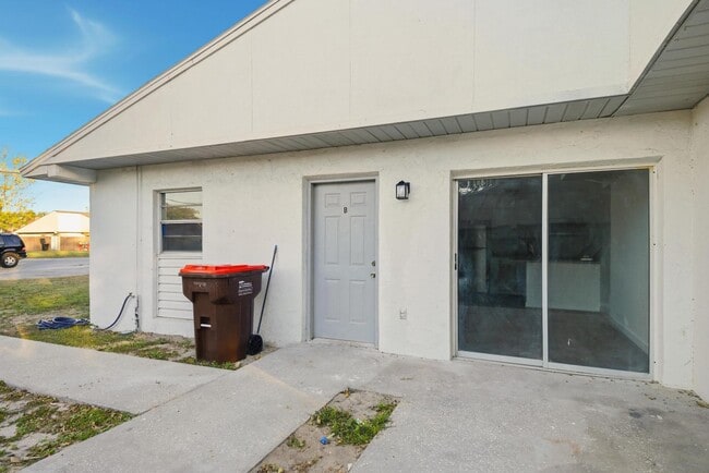 property at 2931 SE 52nd Ave