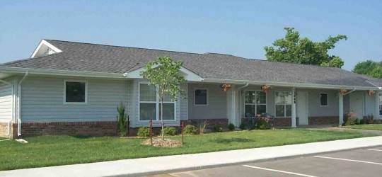 Auburn Plains in Auburn, KS - Foto de edificio - Building Photo