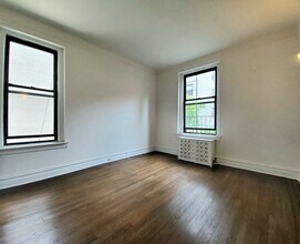 163 E 87th St in New York, NY - Building Photo - Building Photo