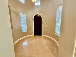 8702 Pasatiempo Cir in Roseville, CA - Building Photo - Building Photo