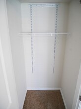 12901 Brickyard Blvd in Calverton, MD - Building Photo - Building Photo