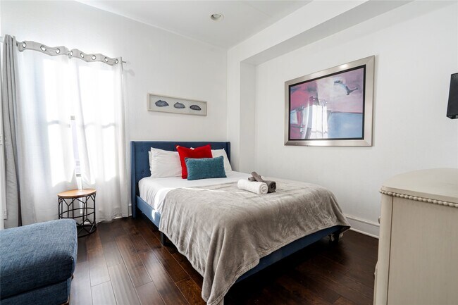 property at 1205 Summer St