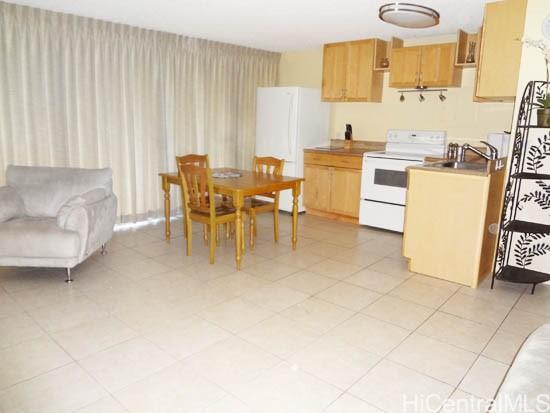 2572 Lemon Rd in Honolulu, HI - Building Photo