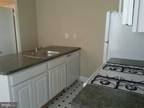 767 S Front St in Philadelphia, PA - Building Photo - Building Photo