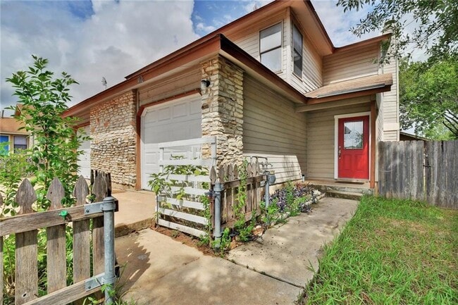 property at 412 Parkhill Cv