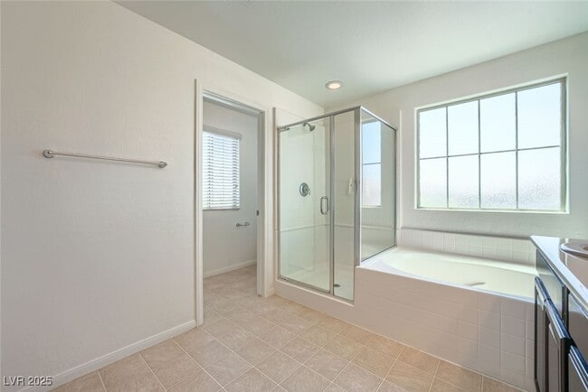 property at 7704 Twirling Yarn Ct