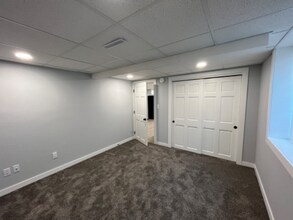 522 E 5th St in Wayne, NE - Building Photo - Building Photo